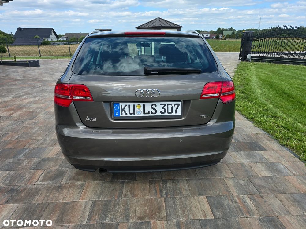 Audi A3 Sportback 2.0 TDI Ambiente - 6