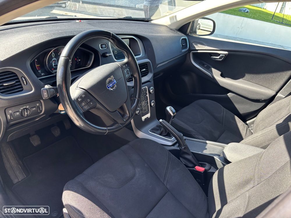 Volvo V40 Cross Country 1.6 D2 Momentum - 12