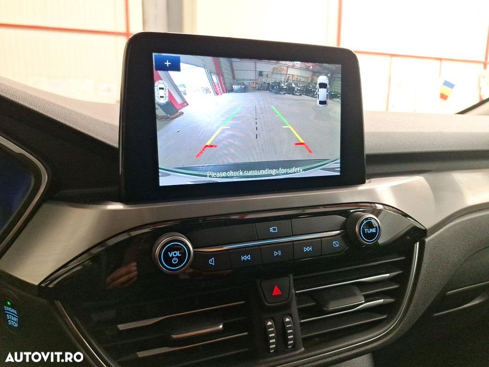 Ford Kuga 1.6 EcoBoost 2x4 Titanium - 8