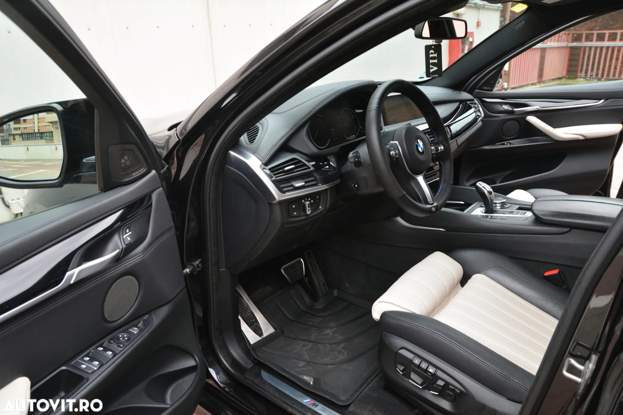 BMW X6 xDrive30d - 9
