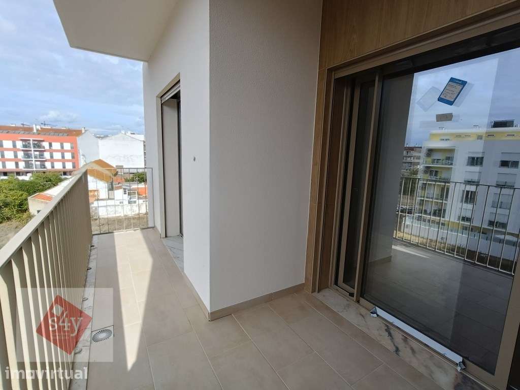 Dúplex com Terraço e Box - Novo - Montijo! - Grande imagem: 4/27