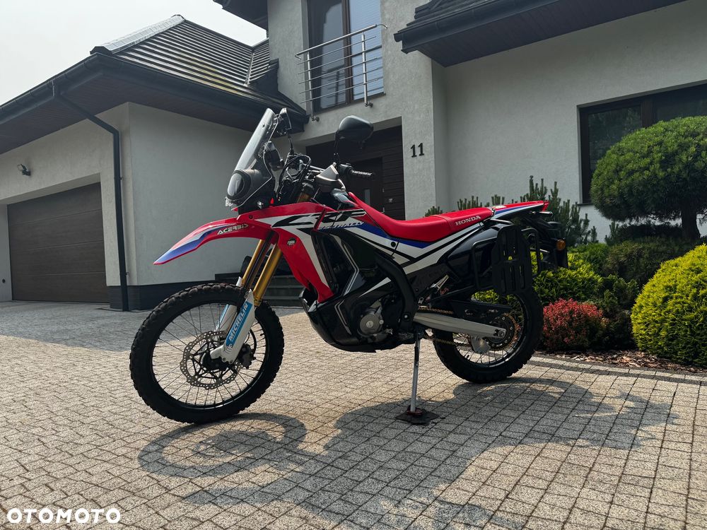Honda CRF - 3