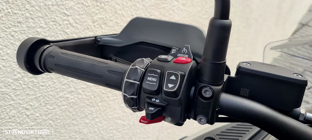 BMW R 1300 GS Adventure Triple Black Akrapovic - 18