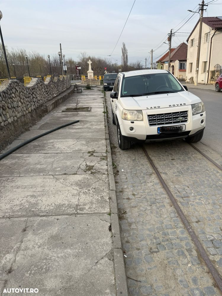 Land Rover Freelander 2.2 TD4 E - 4