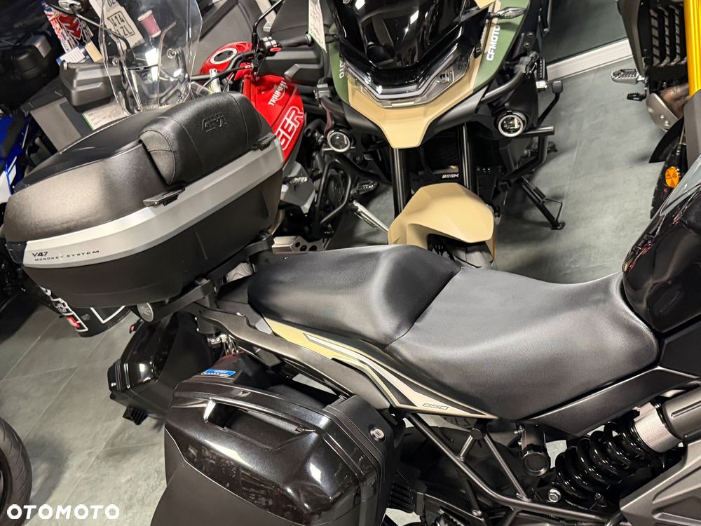 Kawasaki Versys 650 - 12