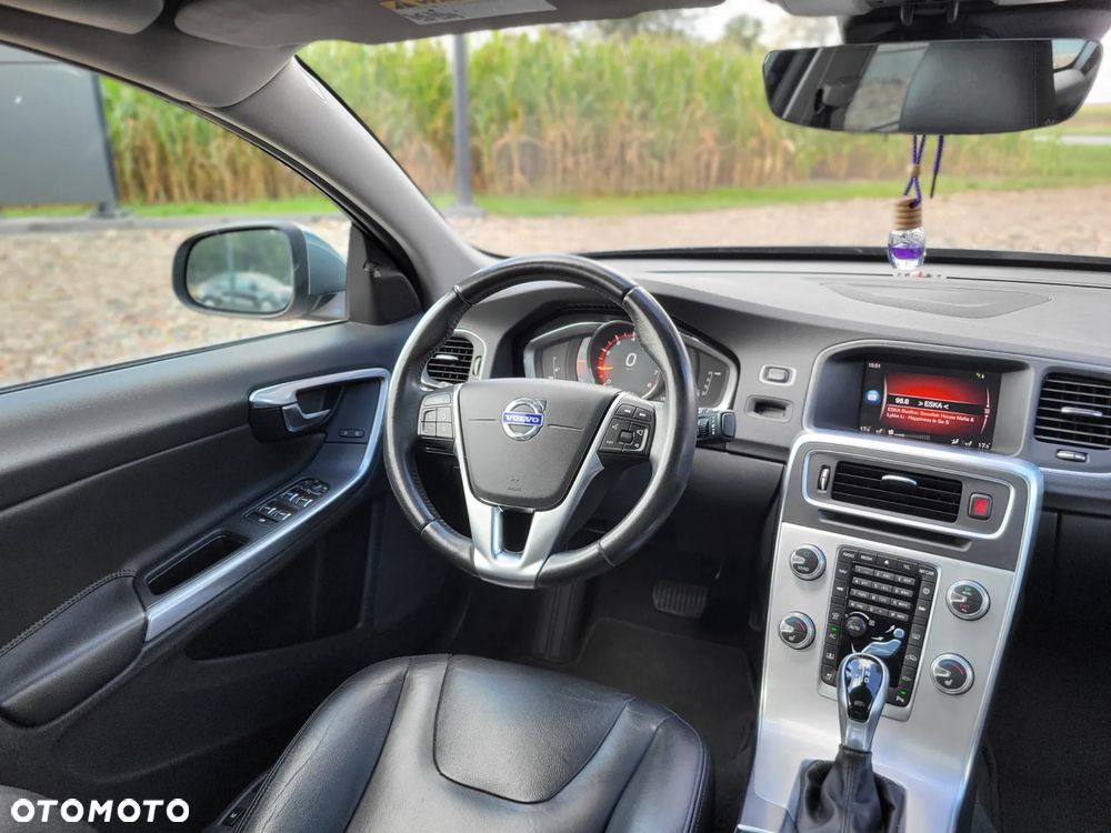 Volvo S60 T5 Inscription - 10