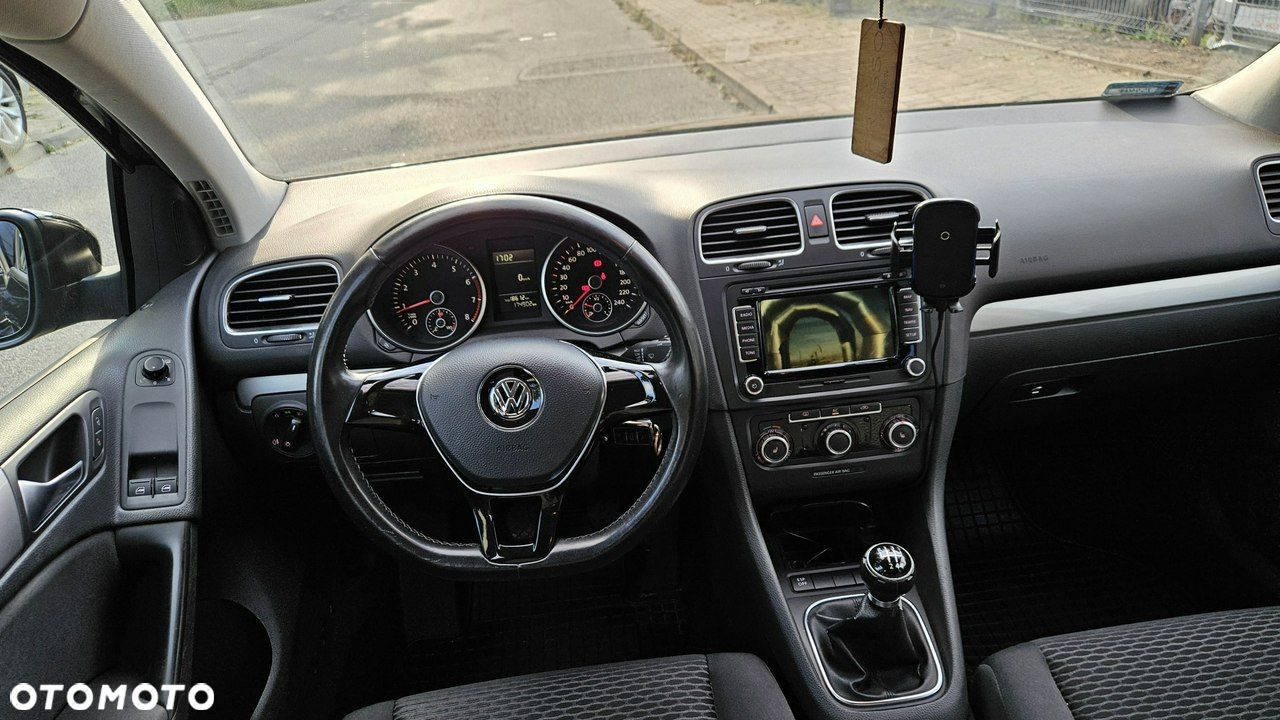 Volkswagen Golf VI 1.6 Comfortline - 23