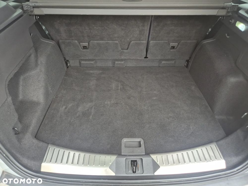 Ford Kuga 2.0 TDCi 4x4 Titanium - 29