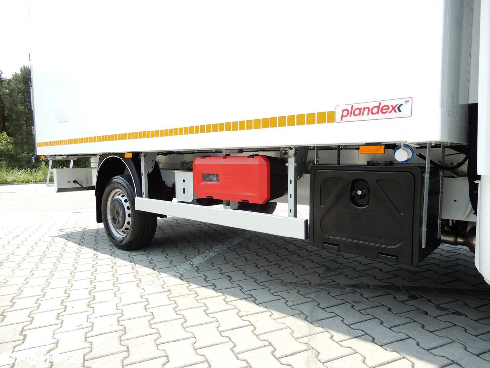 Renault Master 2.3 dCi 163 Km Chłodnia -20*C +30*C Funkcja Grzania Zasilanie V230 Izoterma 4.20 Cm 8 E.Palet Kabina Sypialniana WEBASTO Zawieszenie WZMACNIANE GWARANCJA FABRYCZNA - 12