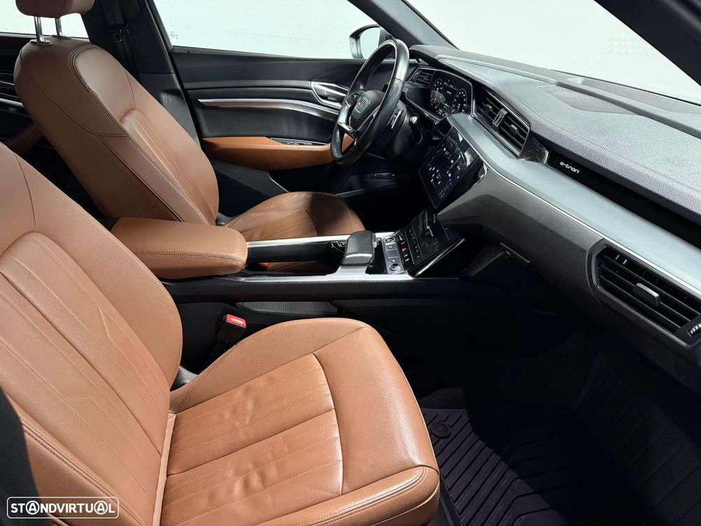 Audi e-tron 50 quattro S line - 14