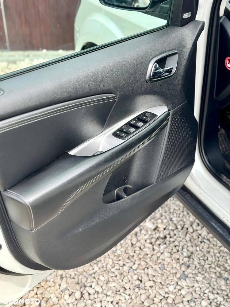 Fiat Freemont 2.0 Multijet Black Code AWD - 13