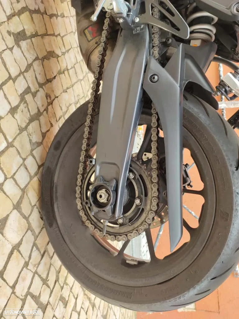 Yamaha YZF 01 - 10