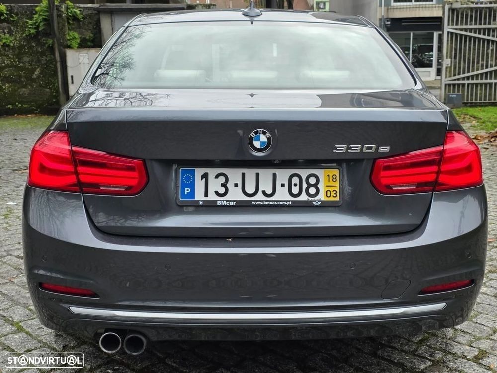 BMW 330 e iPerformance Line Luxury - 9