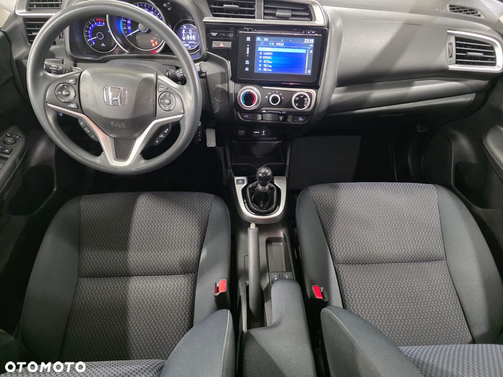 Honda Jazz - 25