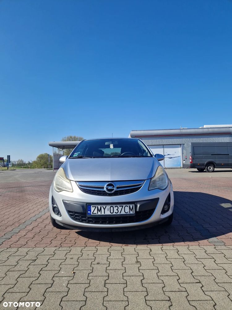 Opel Corsa - 3
