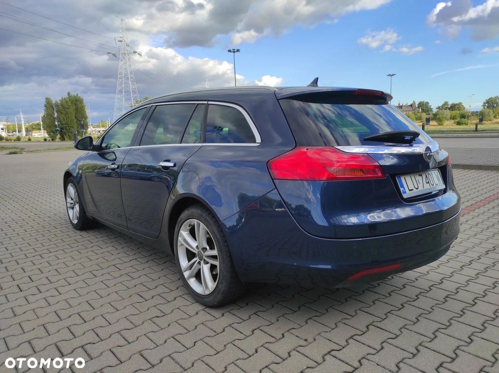 Opel Insignia 2.0 CDTI - 12