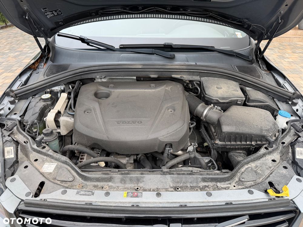 Volvo XC 60 D4 Drive-E R-Design Momentum - 38