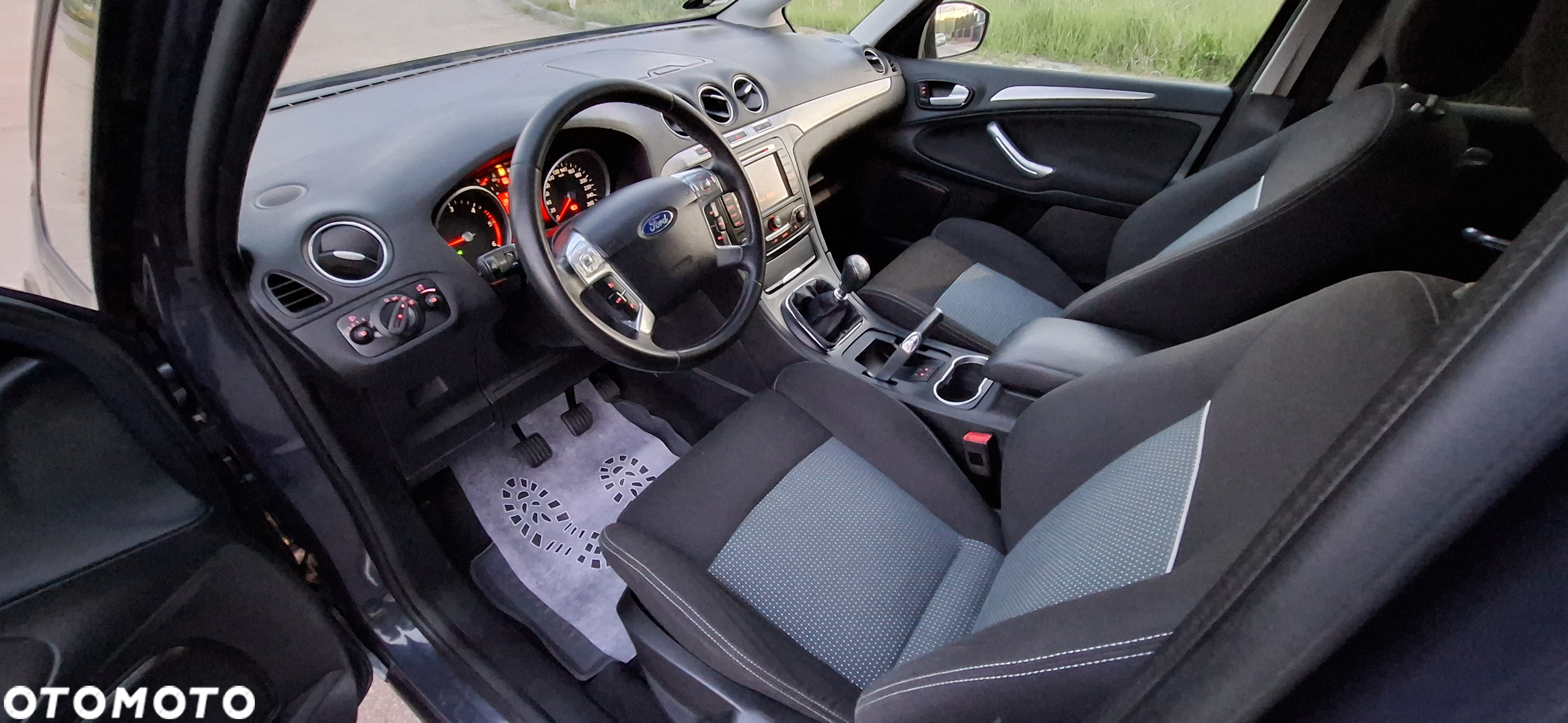 Ford S-Max 2.0 TDCi DPF Trend - 8
