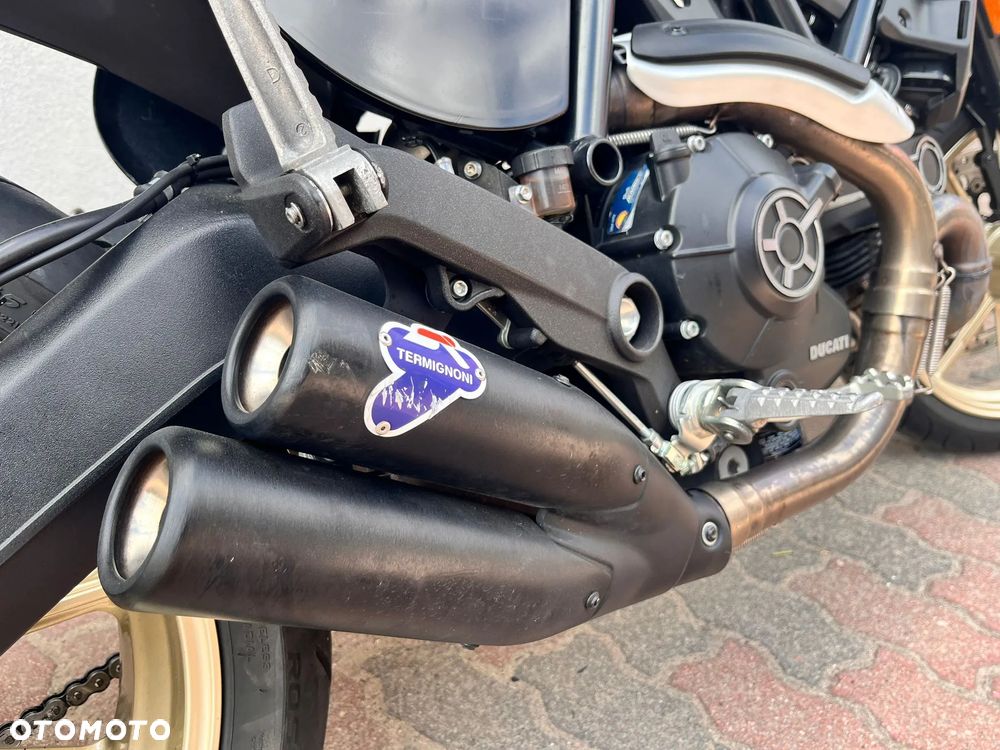 Ducati Scrambler - 10