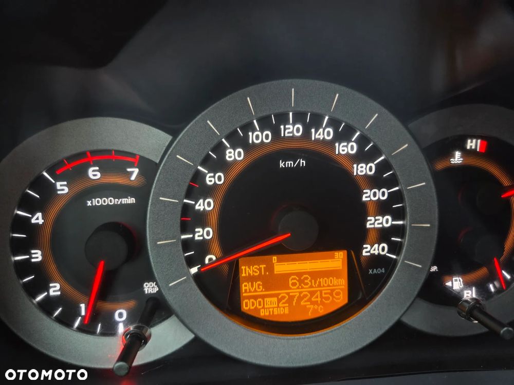 Toyota RAV4 2.2 D-4D Premium - 5