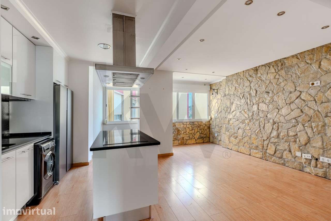 T1 Remodelado para Arrendamento | Vialonga - Grande imagem: 2/24
