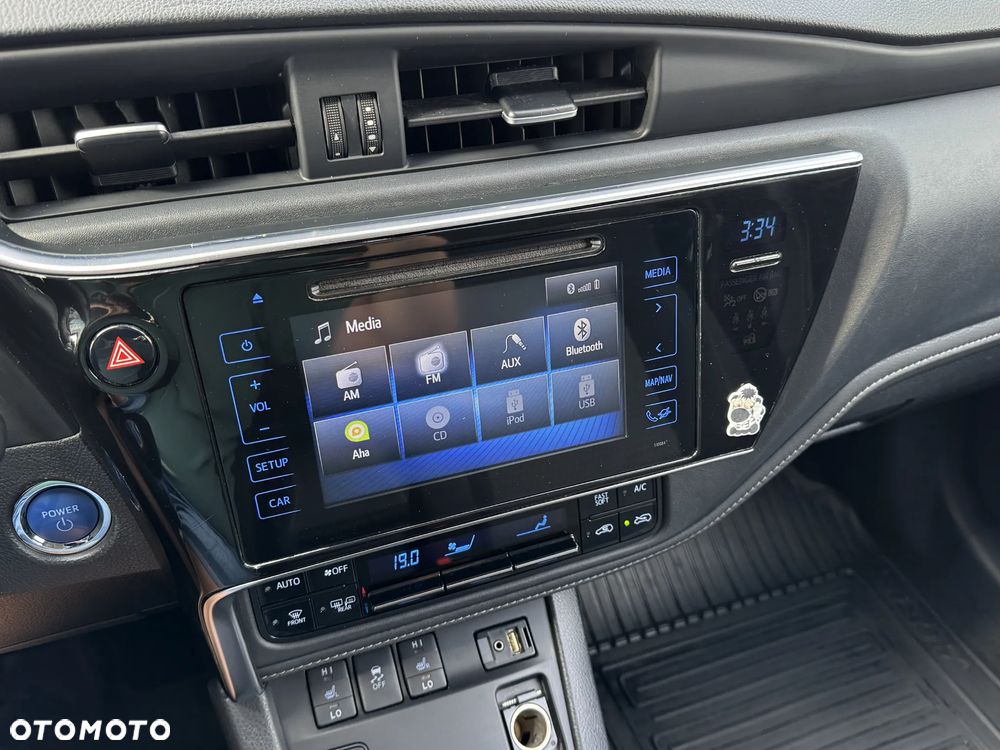 Toyota Auris 1.8 VVT-i Hybrid Automatik Touring Sports Edition S+ - 9