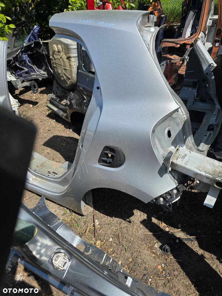 Błotnik lewy tył smart for for  II  5d - 1