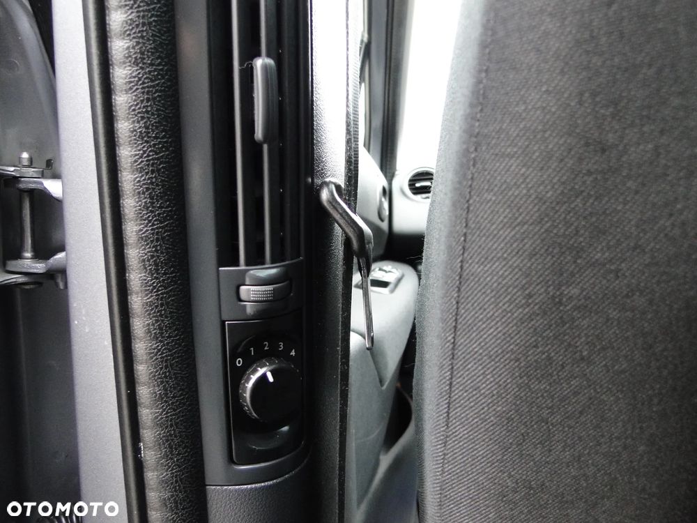 Peugeot 5008 BlueHDI 150 Stop & Start Allure - 16