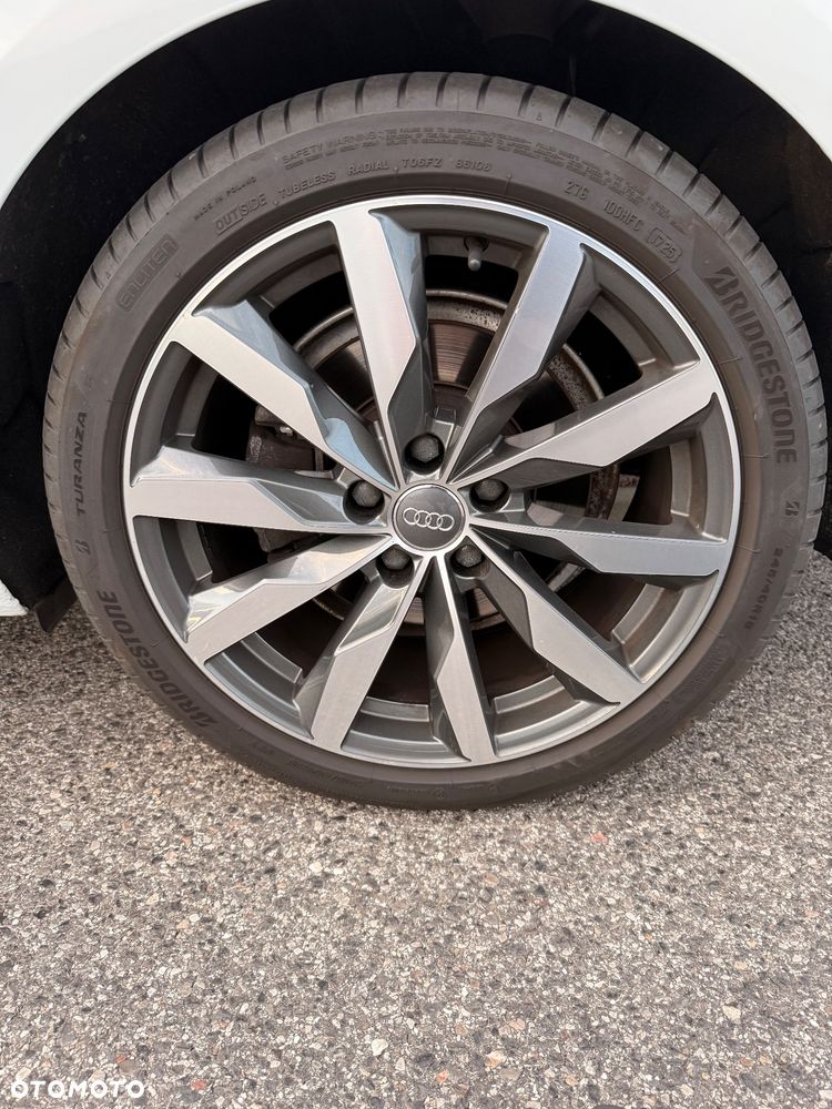 Audi A4 Avant - 25