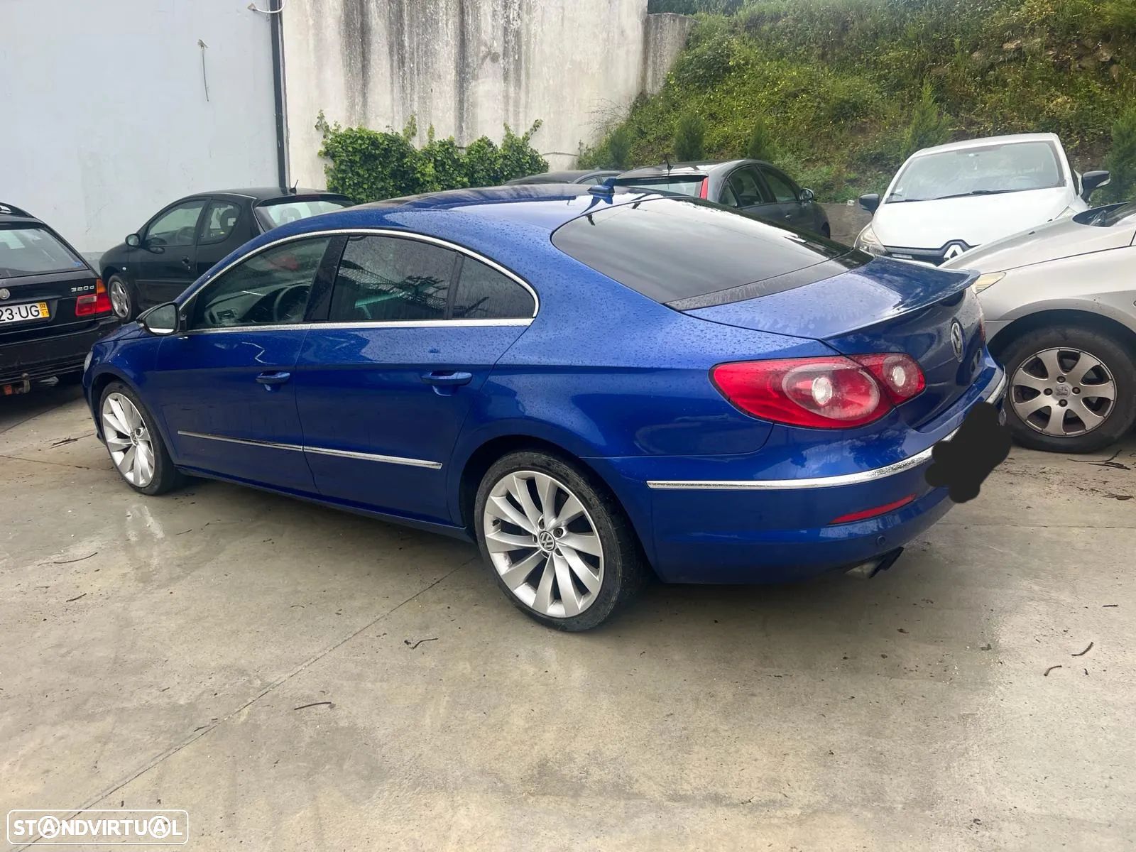 VW Passat CC 2.0 TDi BlueMotion DSG Exclusive - 4