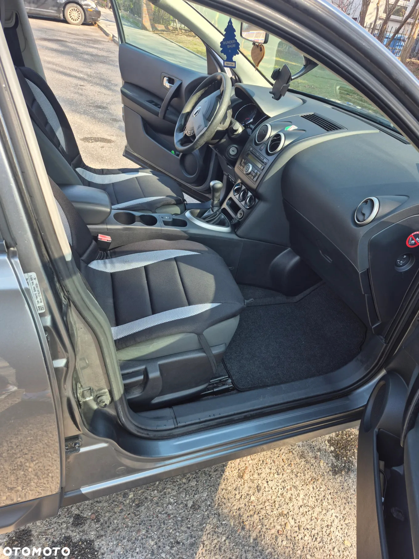 Nissan Qashqai 1.6 Visia - 8