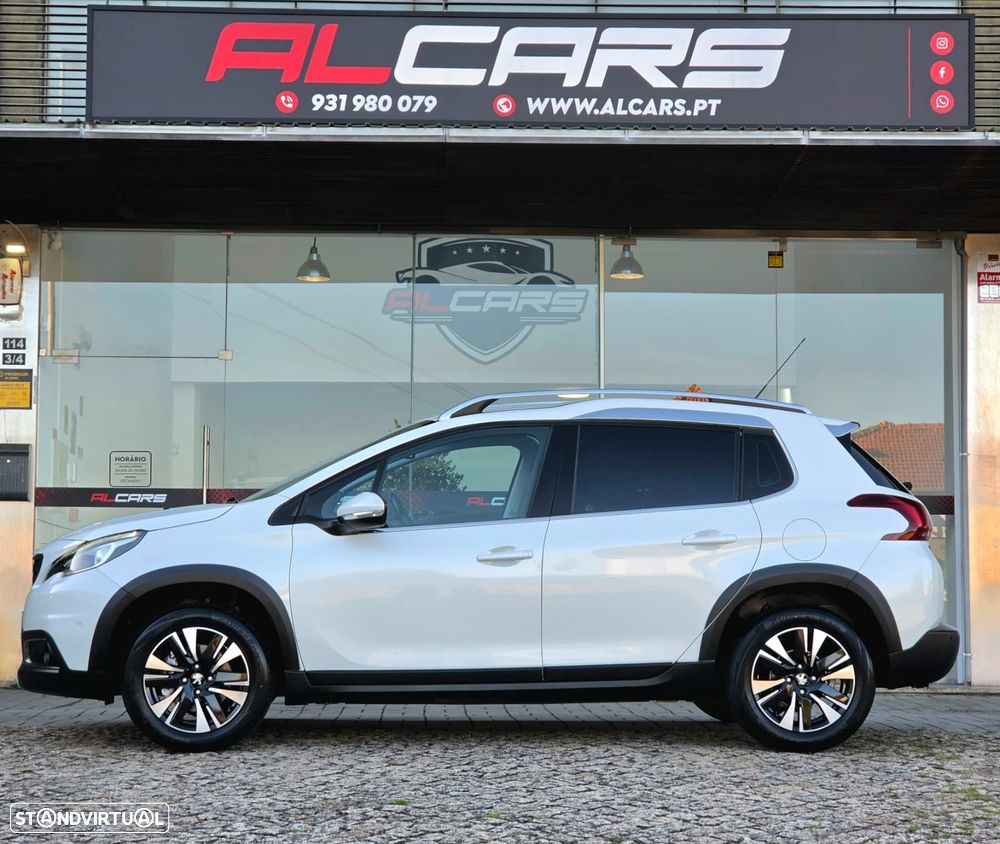 Peugeot 2008 1.2 PureTech Allure - 9