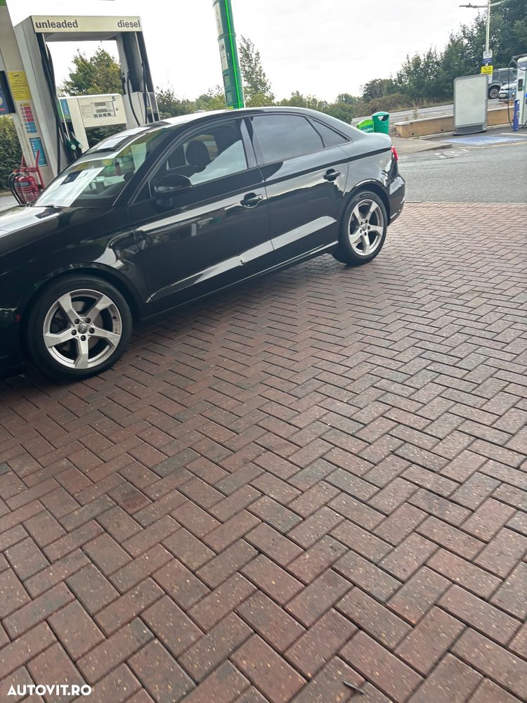 Audi A3 ack 2.0 35 TDI S tronic Advanced - 10