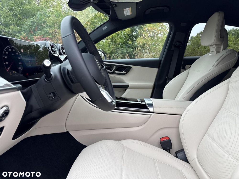 Mercedes-Benz GLC - 9