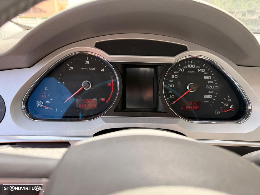 Audi A6 Avant 3.0 TDI DPF quattro tiptronic - 5