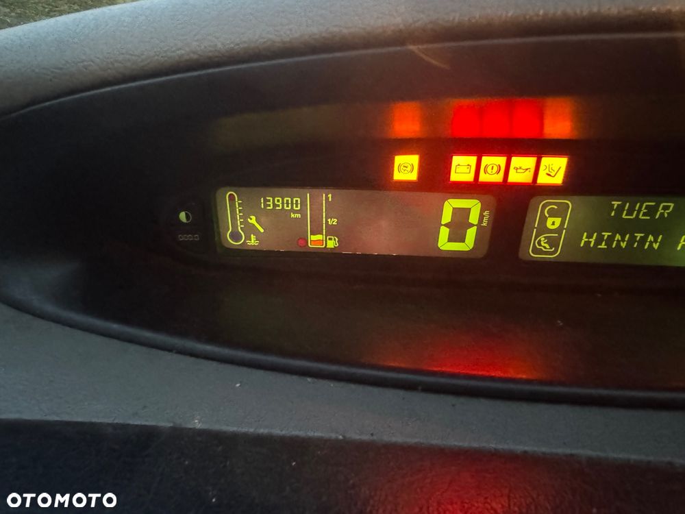 Citroën Xsara Picasso 2.0 HDI SX - 16