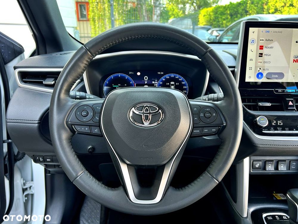 Toyota Corolla Cross - 10