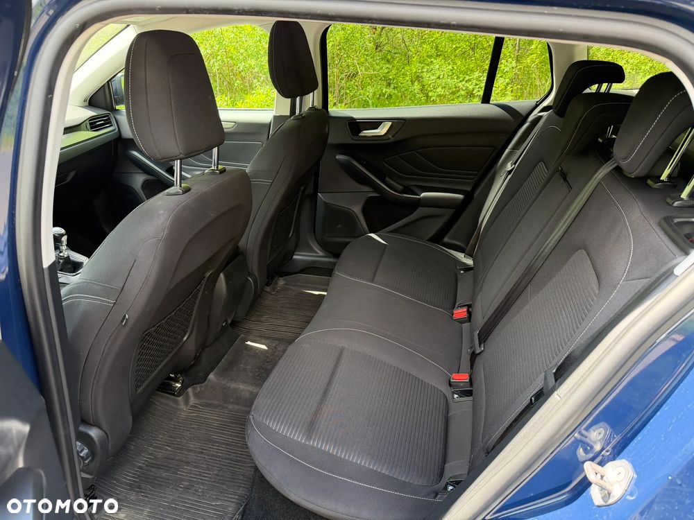 Ford Focus 1.5 EcoBoost Titanium - 9
