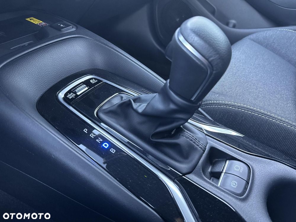 Toyota Corolla 1.8 Hybrid Comfort - 17