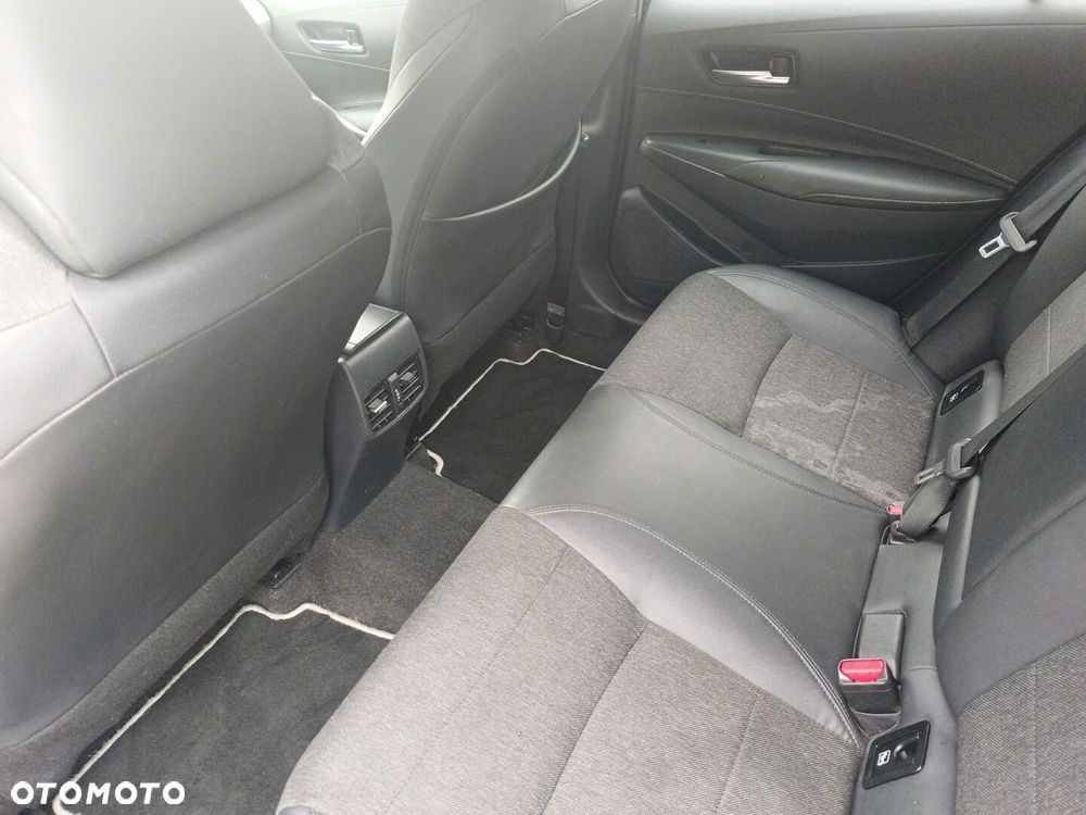 Toyota Corolla 1.8 Hybrid Style - 10