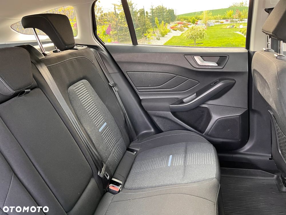 Ford Focus 1.0 EcoBoost mHEV Active X - 17