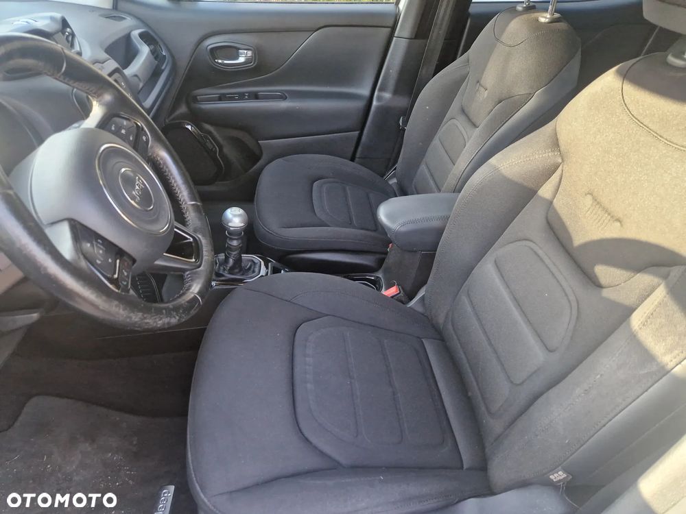 Jeep Renegade - 13