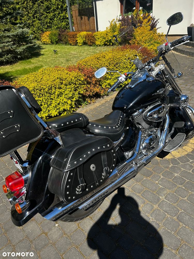 Suzuki Boulevard - 2