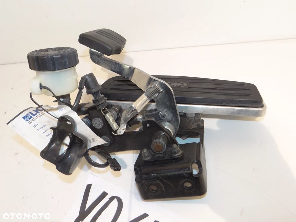 YAMAHA XVS 950 MIDNIGHT STAR PODEST PODUÓŻEK STOPKA SET POMPA HAMULCA PRAWY KOMPLETNY Y047 - 20