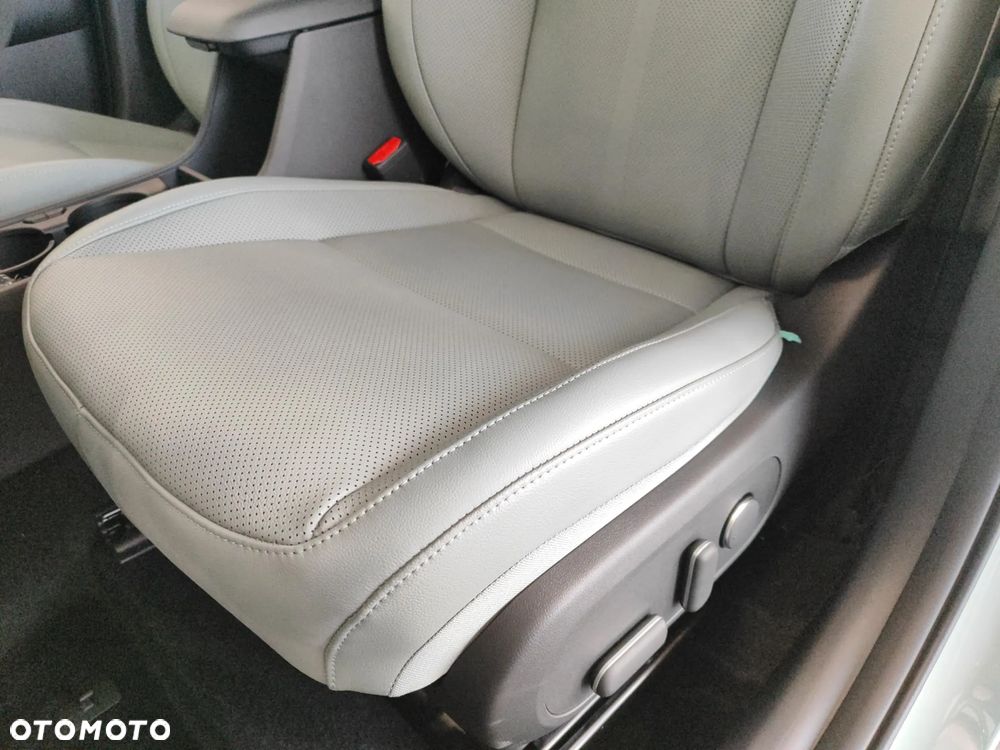 Hyundai Kona 1.6 GDI Hybrid Platinum DCT - 12