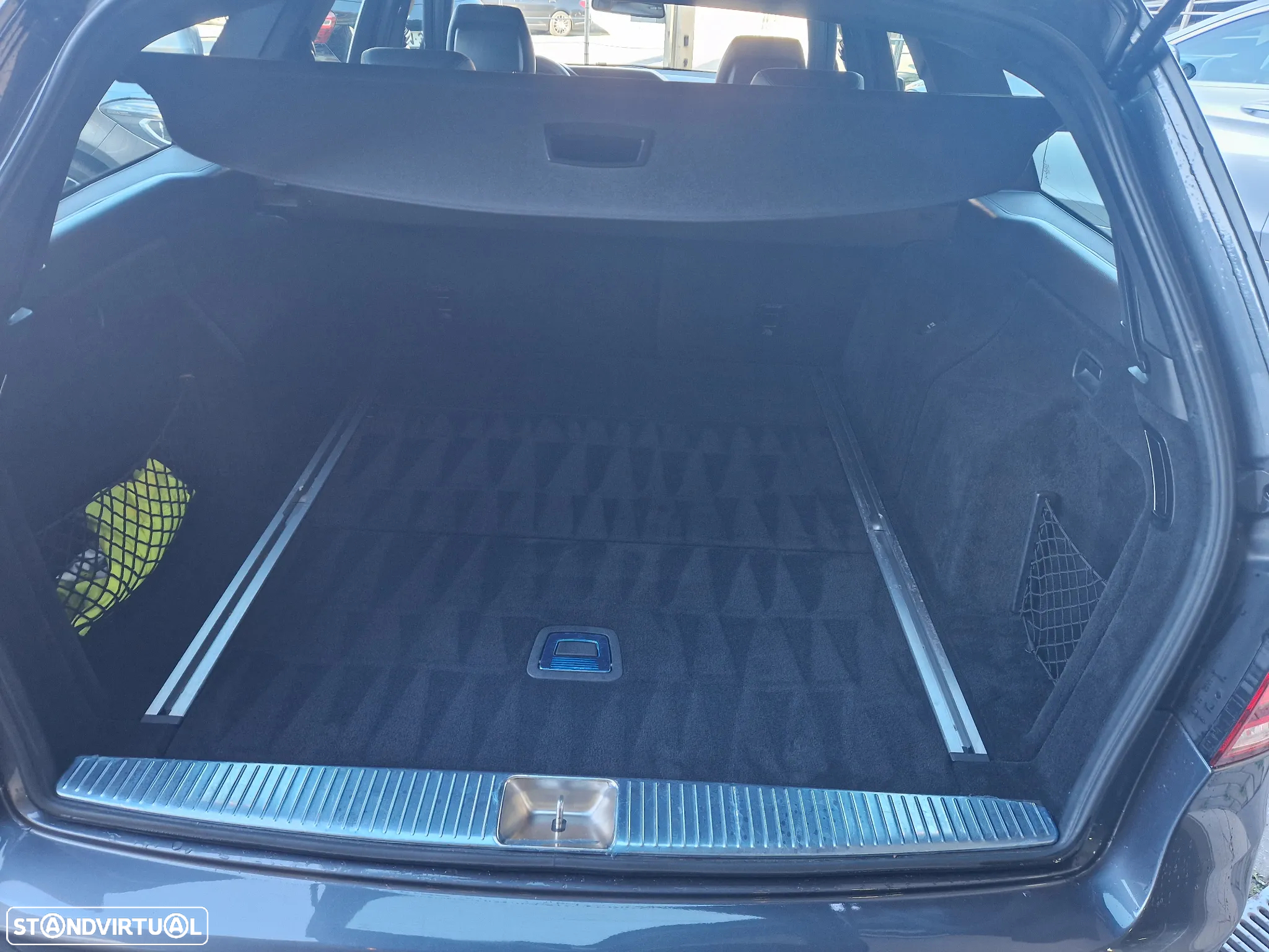 Mercedes-Benz E 250 CDi Avantgarde BE Auto. - 21