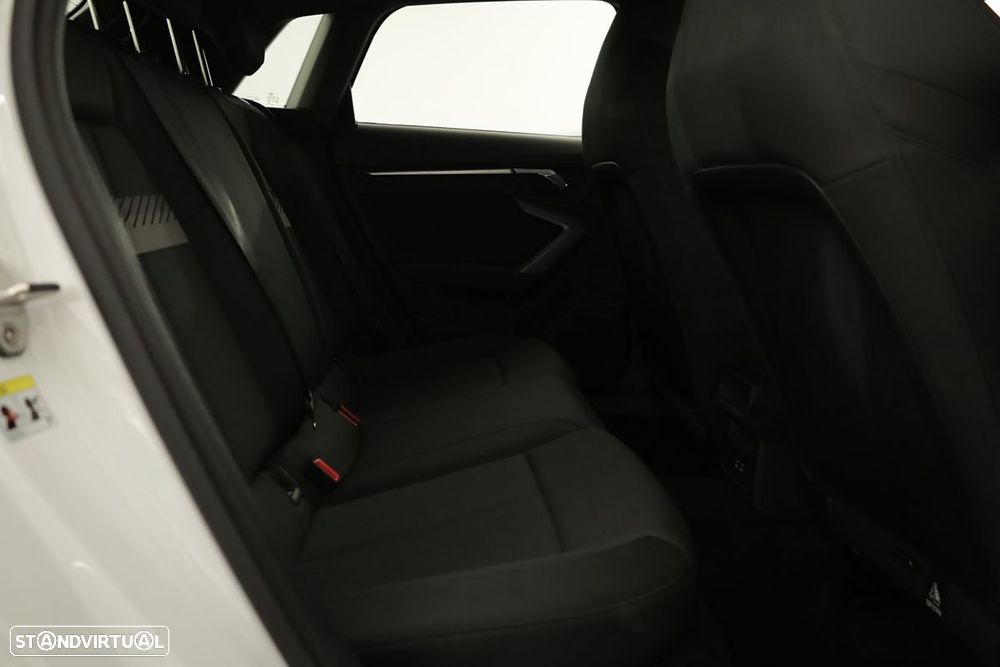 Audi A3 Sportback 30 TFSI Advanced S tronic - 22