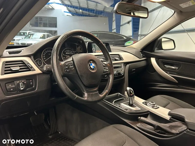 BMW Seria 3 318d Advantage - 21