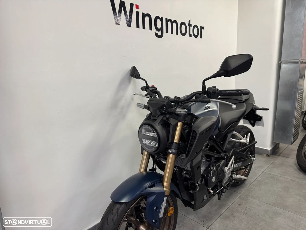 Honda CB 125 R - 5
