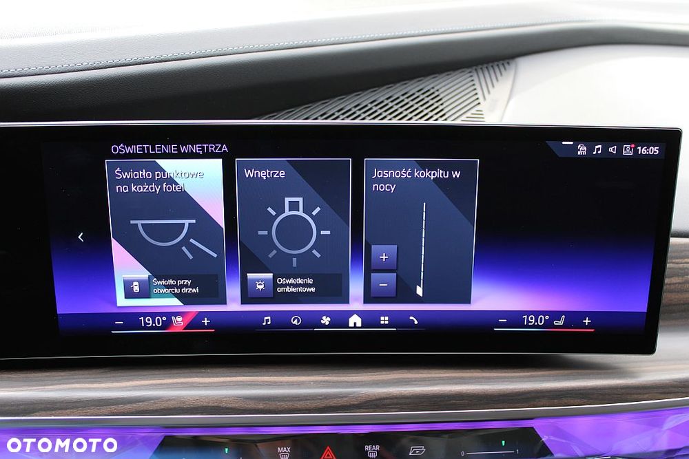 BMW Seria 7 740d xDrive mHEV sport - 28